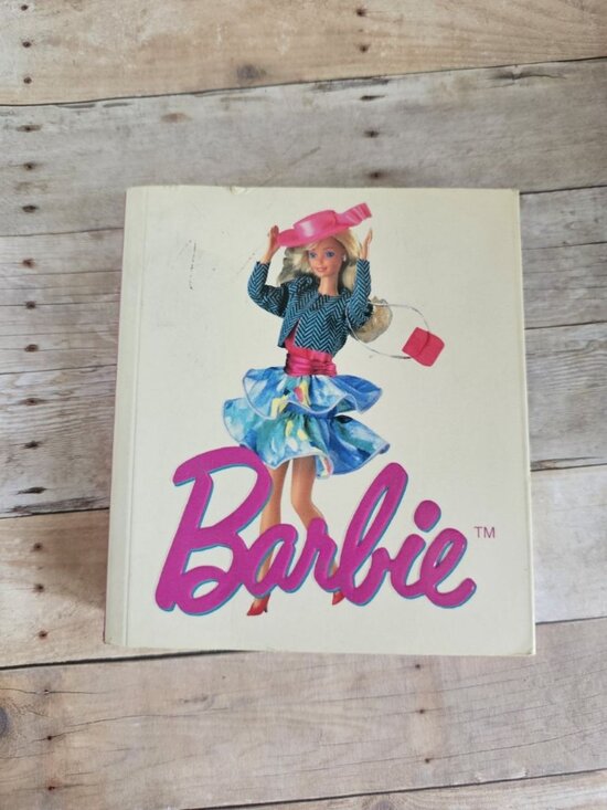 Barbie Other - Vintage 1994 Barbie In Fashion Tiny Folio Mini Book Laura Jacobs 300 Outfits